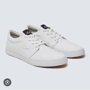 Oakley Cotton Canvas White Split Sneaker Shoe Size 12‎ NEW